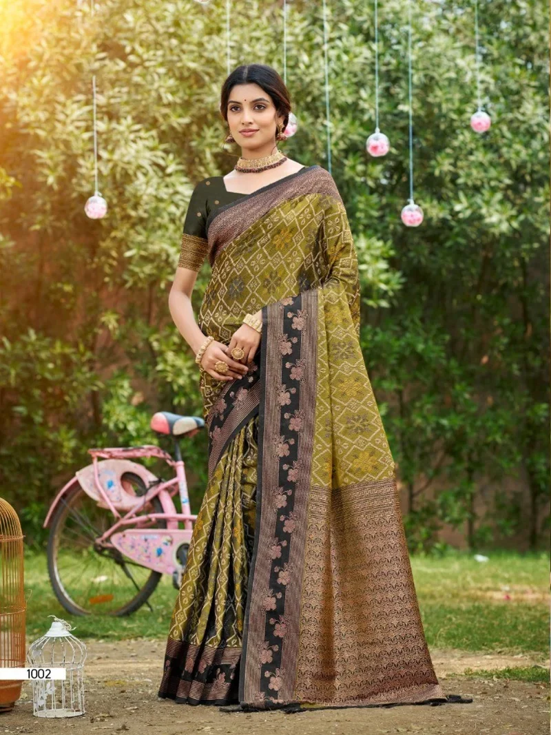 Green Designer Party Wear Wear for Women - HLS00068