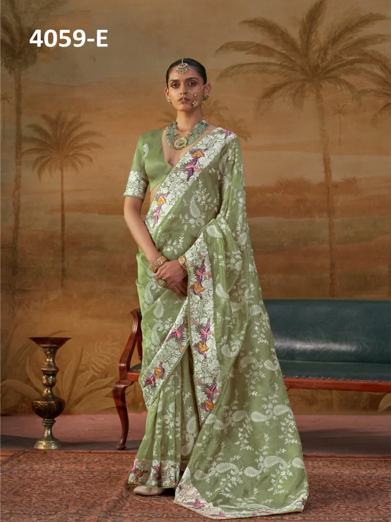 Green Handloom Silk Embroidered Designer Saree - MANJULLA 5