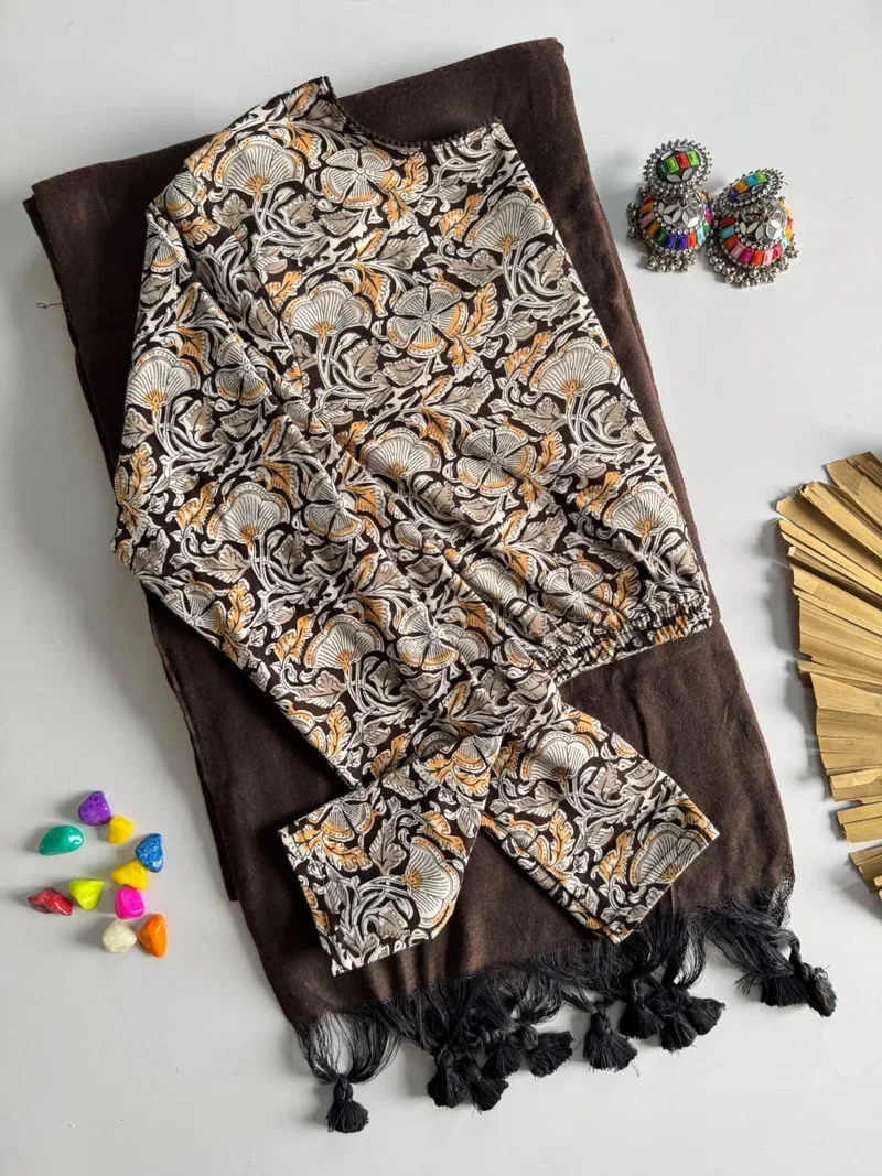 Brown Khadi Cotton Ajrak Print Designer Saree - Khadi Cotton5