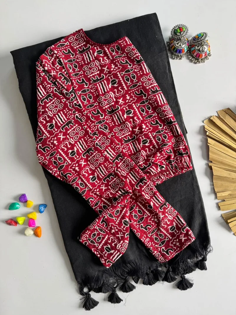 Black Khadi Cotton Ajrak Print Designer Saree - Khadi Cotton6